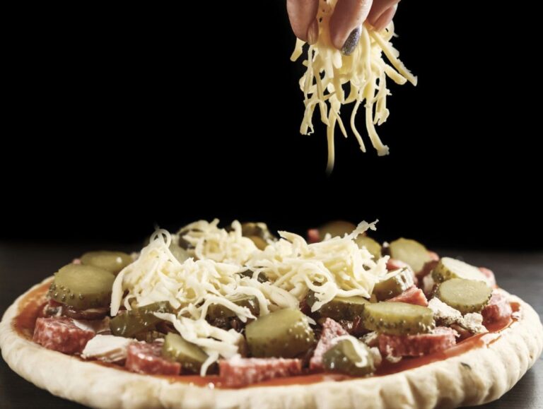 8 Different Types of Pizza Cheese