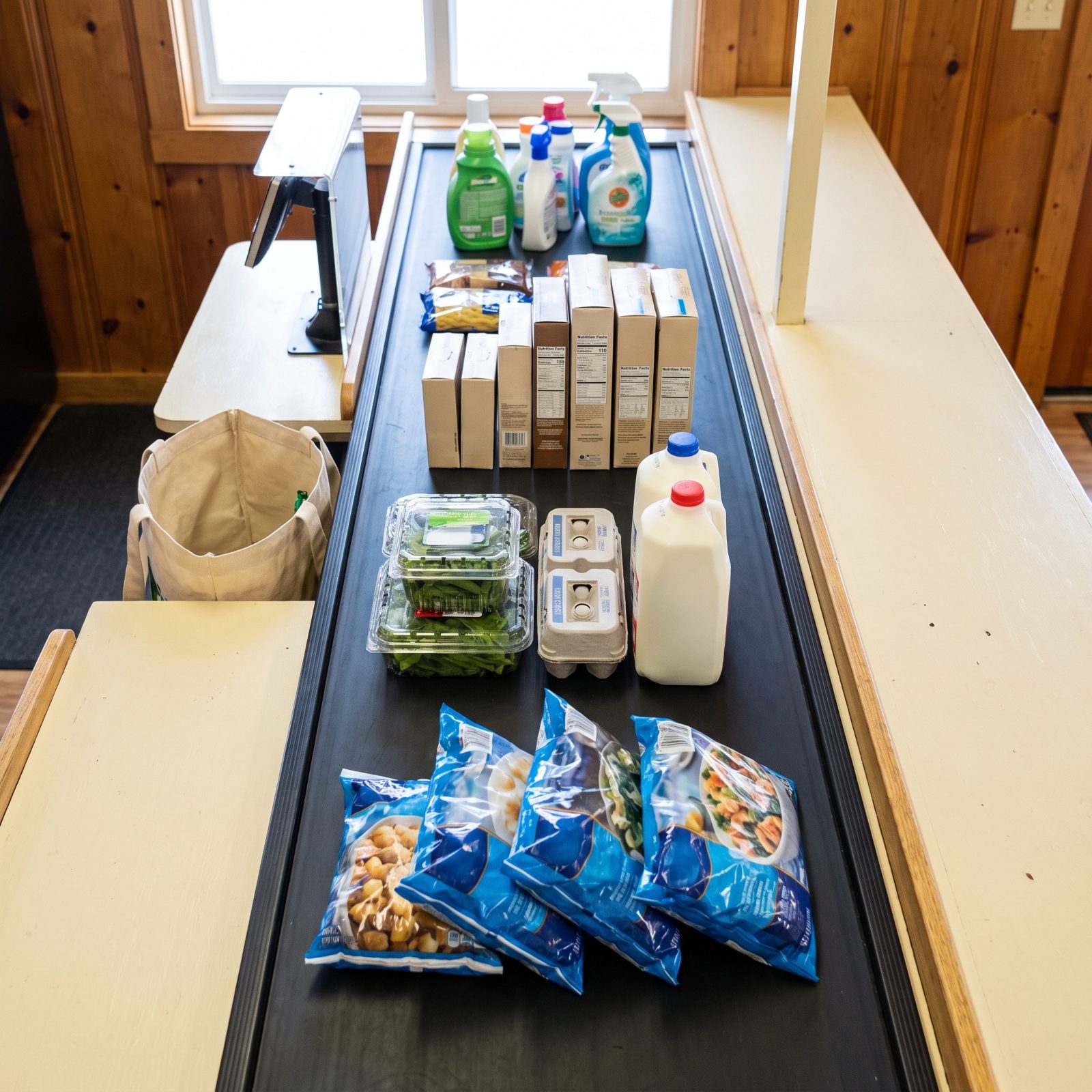 Arrange the Checkout Belt by Home Storage Zone